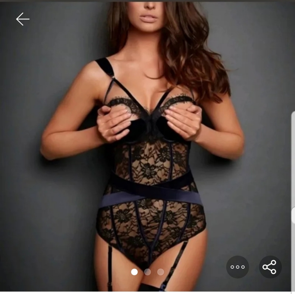 Frederick's of Hollywood Lingerie